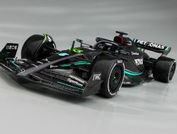 Formula 1: Mercedes Luncurkan Livery Baru, Kembali Pakai Warna Hitam