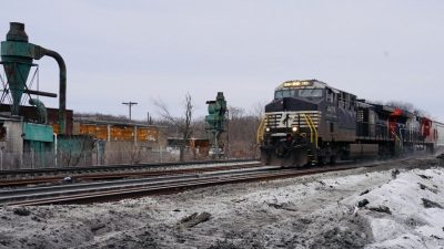 Studi Terbaru, Kereta Api Batu Bara Sumbang Polusi Udara di Amerika Serikat