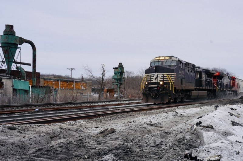 Studi Terbaru, Kereta Api Batu Bara Sumbang Polusi Udara di Amerika Serikat