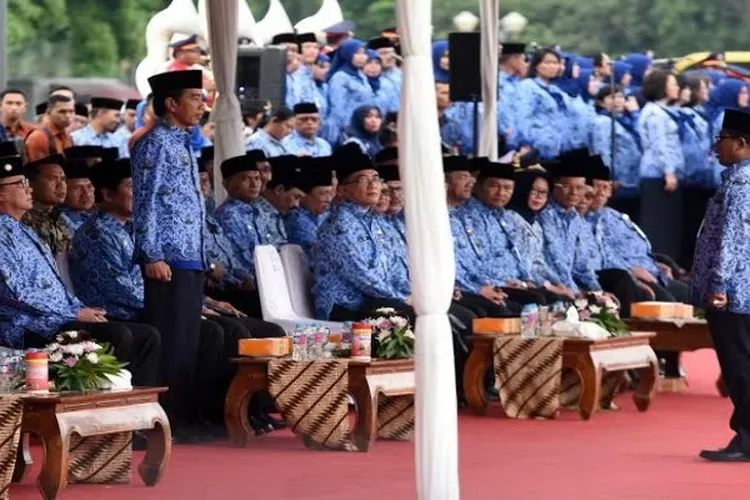 “Ini Dia! Daftar Kategori PNS yang Berhak Mendapatkan Tukin 2023 hingga Rp62 Juta Menurut Keputusan Resmi Presiden Jokowi”