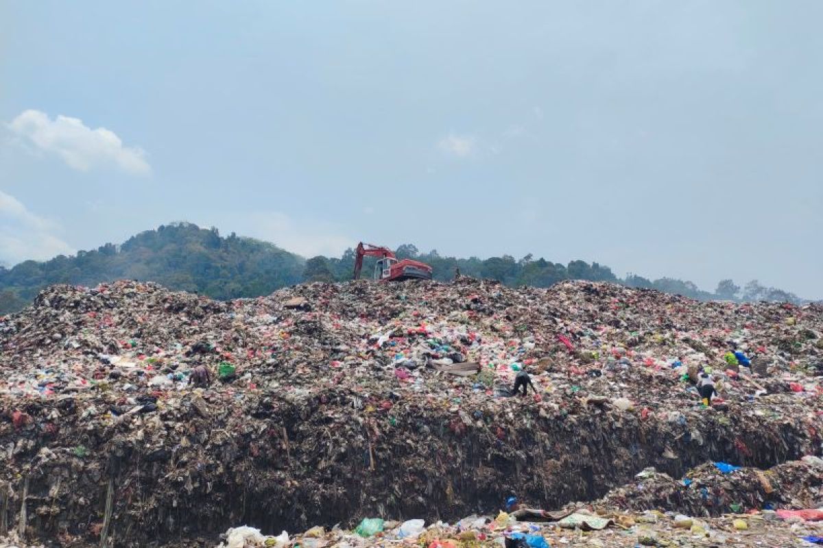 Pentingnya Teknologi dalam Pengelolaan Sampah Pesisir: Perspektif Forum Bank Sampah Lampung