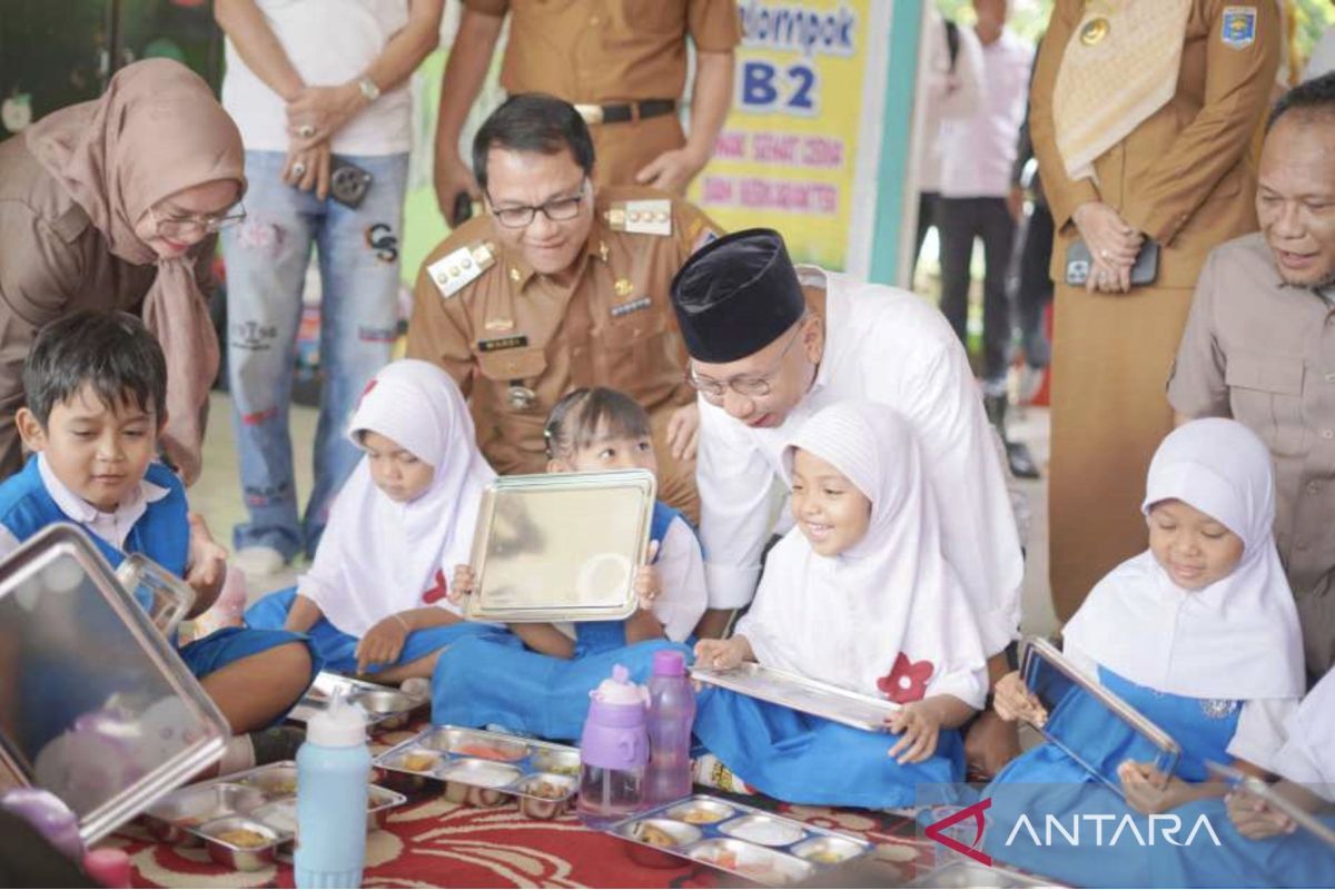 Menelusuri Sukses Program MBG di Metro bersama Wahdi dan RMD