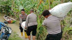 Bantuan Evakuasi Polisi Lampung Selatan: Menyelamatkan Barang Berharga Warga dari Banjir