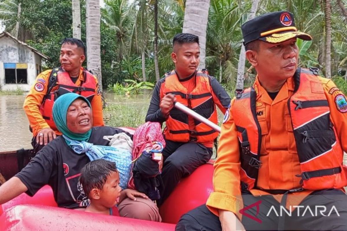 Banjir Melanda Enam Kecamatan di Lampung Selatan: Dampak dan Penanganan