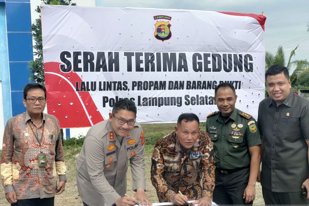 Polres Lampung Selatan Dapat Hibahan Tiga Gedung Fasilitas dari Pemkab