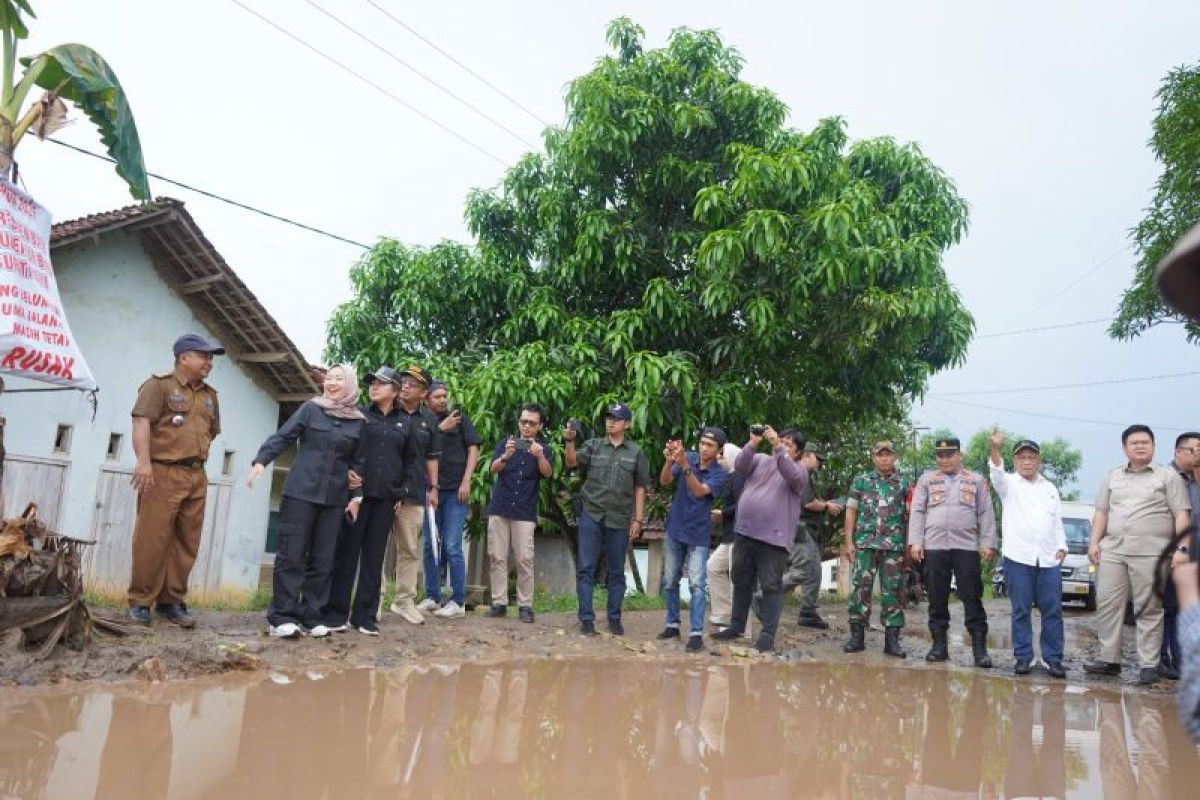 Pemantauan Terbaru Kondisi Jalan Lampung Tengah oleh Komisi IV DPRD Lampung