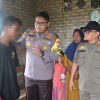 Bantuan Sembako dari Polisi untuk Pelaku Pencurian Pisang: Kisah Kemanusiaan di Lamsel