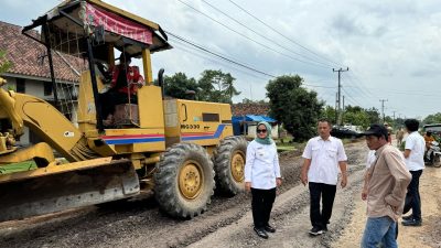 Perbaikan Ruas Jalan Vital Desa Bumi Jawa-Tanjung Kusuma Lamtim