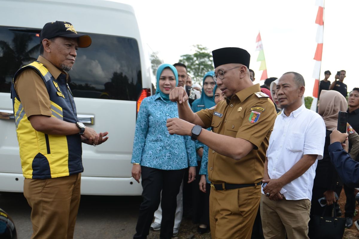 Revitalisasi Infrastruktur: Mirza Mulai Proyek Pembangunan Jalan di Lampung Utara