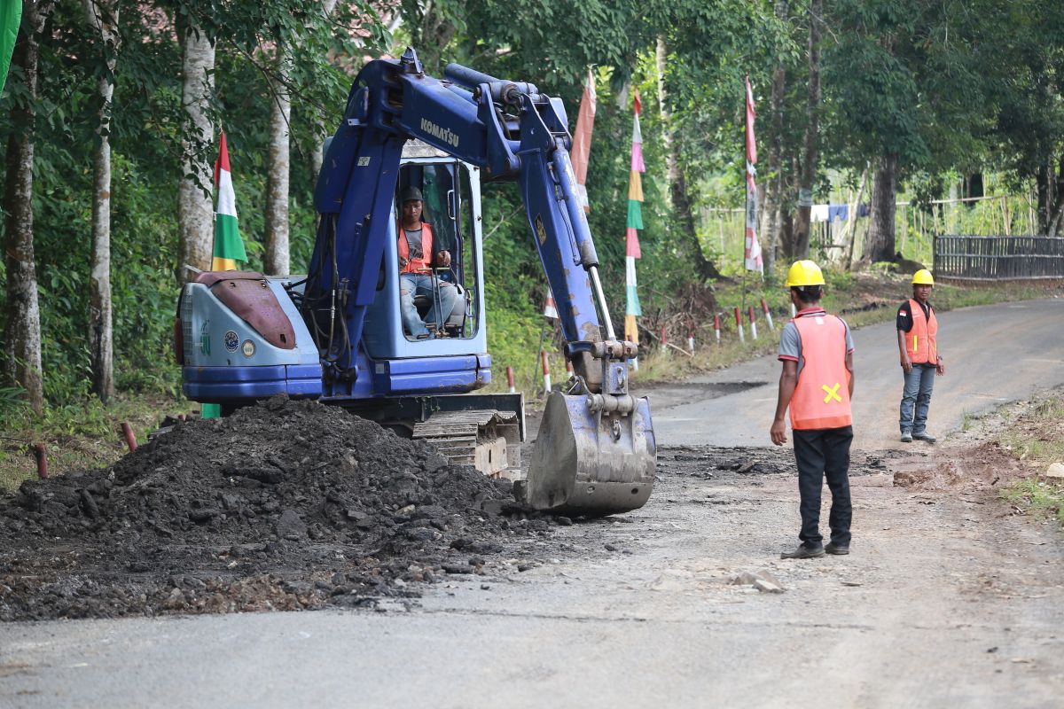 Transformasi Gubernur Lampung: Jalan di Daerahnya Mulus dalam Waktu Singkat