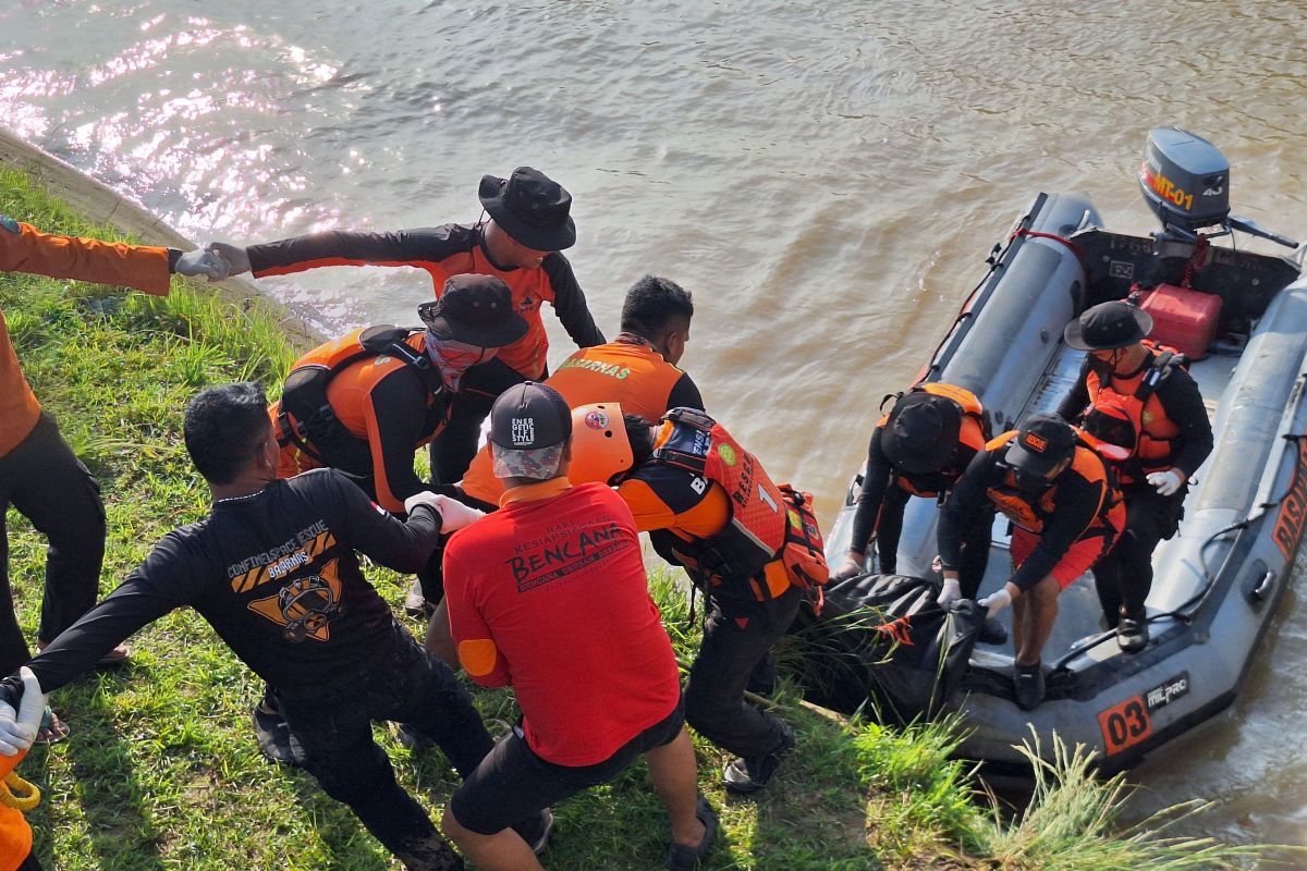 Tragedi Tenggelam: Tim SAR Temukan Pemuda Muda di Sungai Way Katibung