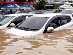 Tips Mudah Klaim Asuransi Mobil Saat Banjir, Dijamin ACC