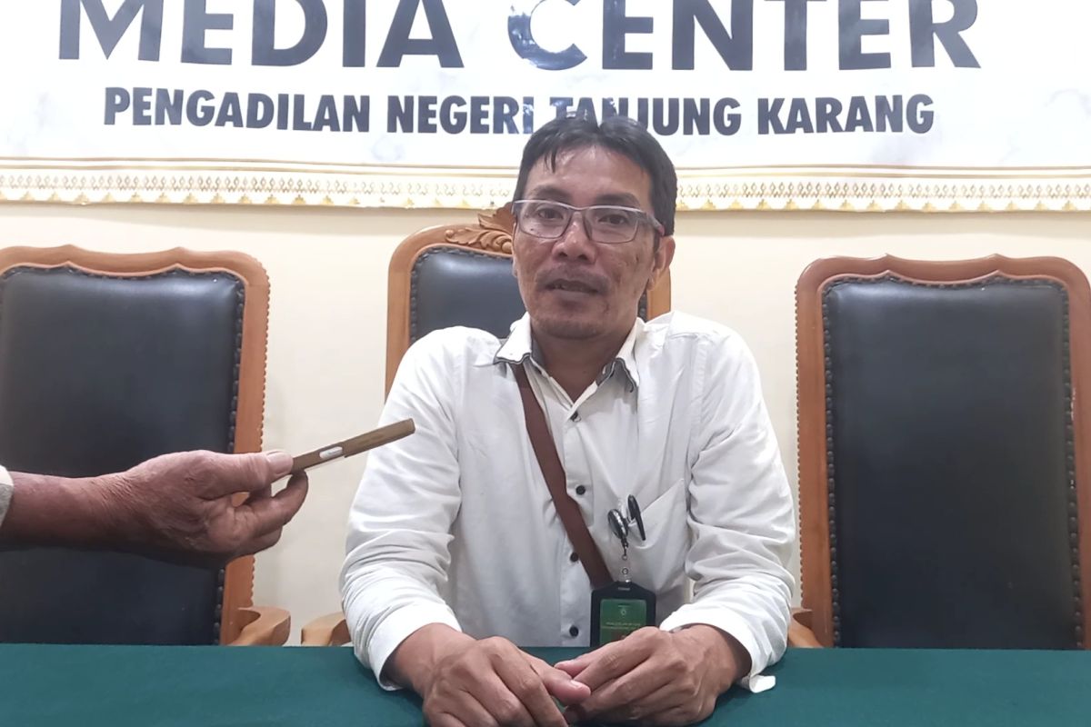 Gugatan Terhadap Pengacara yang Menunggak Angsuran oleh PT CMB Niaga